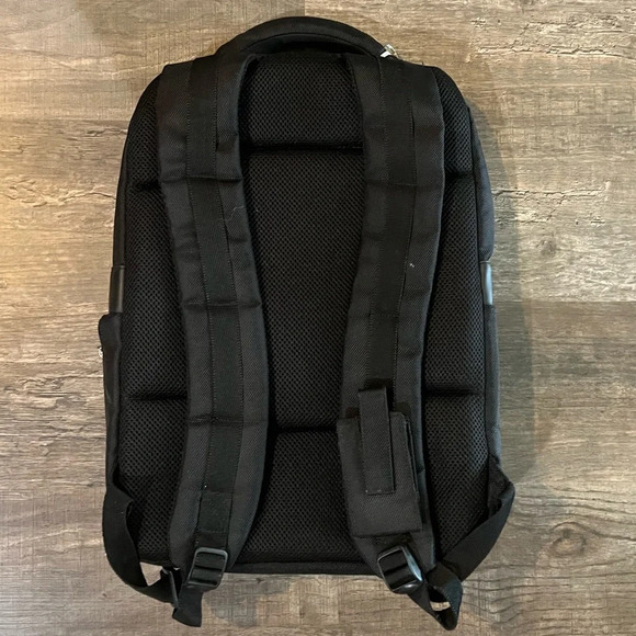 WILL NOT TAKE LESS HP Deluxe Nylon Notebook Backpack - Picture 3 of 11